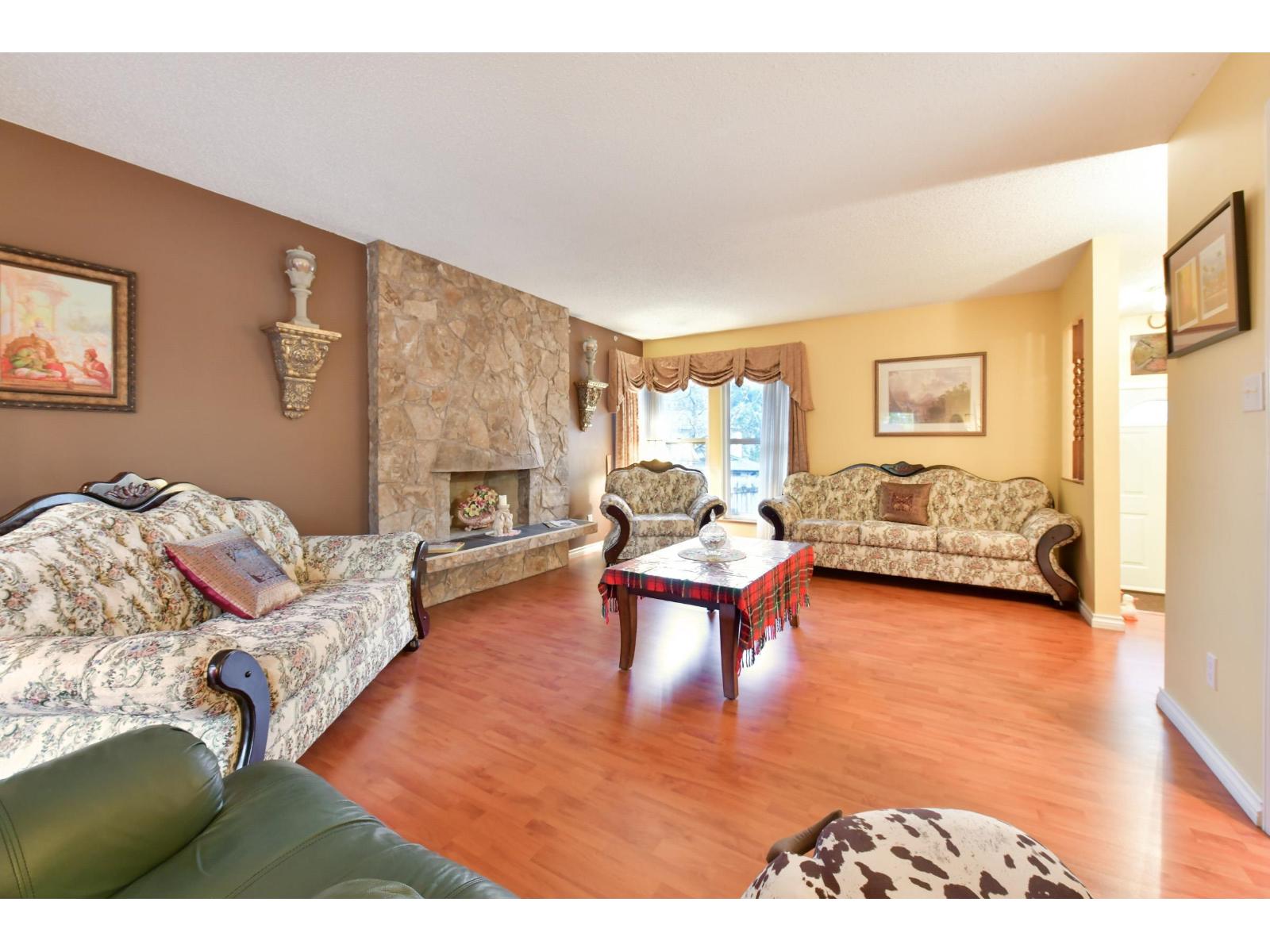 Upper 8997 146a Street, Surrey, British Columbia  V3R 7A1 - Photo 6 - R3071298