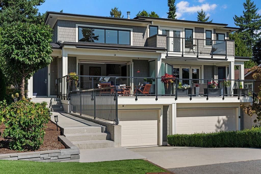15541 Oxenham Avenue, White Rock, British Columbia  V4B 2J2 - Photo 34 - R3071311