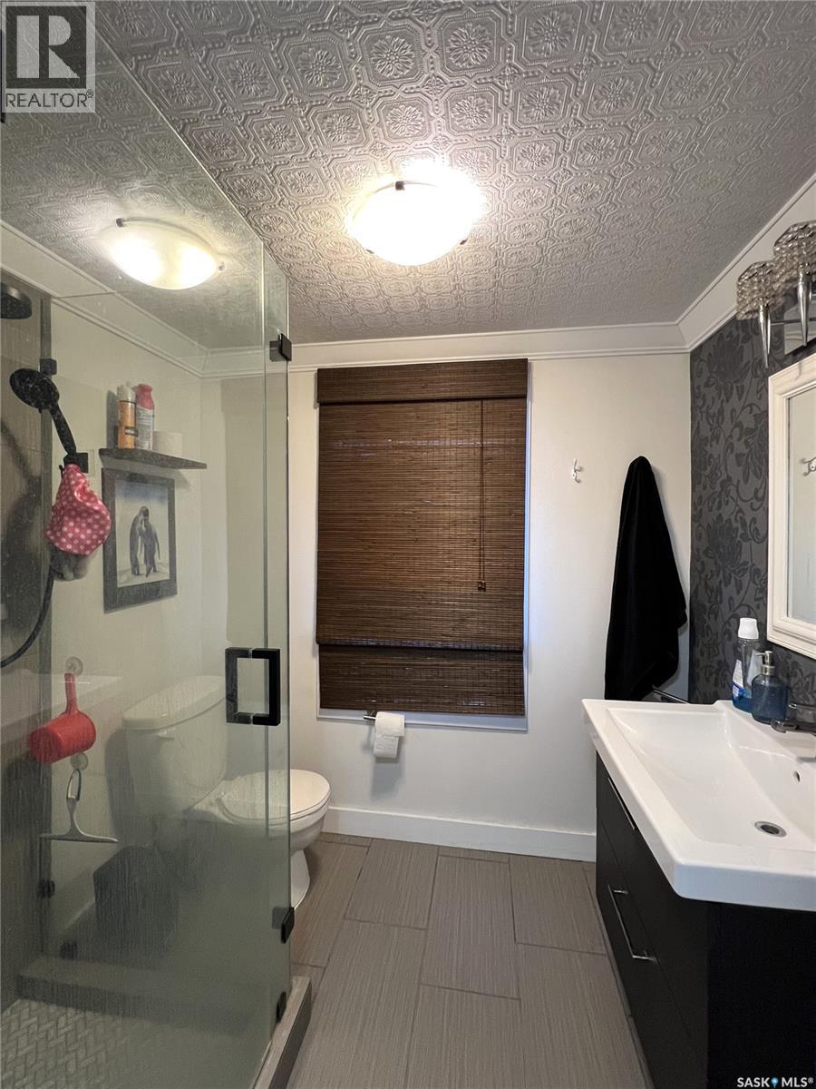 415 3rd Street W, Meadow Lake, Saskatchewan  S9X 1C8 - Photo 11 - SK025051