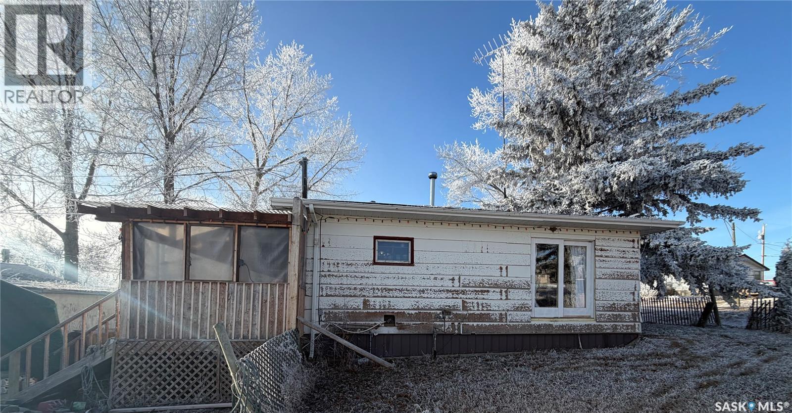 112 1st AVENUE N, beechy, Saskatchewan