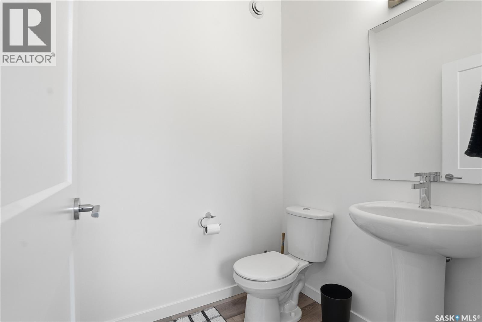 147 Taube Avenue, Saskatoon, Saskatchewan  S7V 0W1 - Photo 19 - SK025001