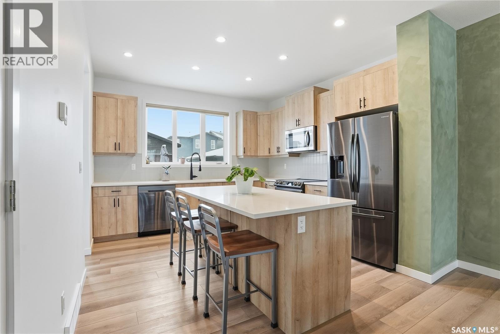 147 Taube Avenue, Saskatoon, Saskatchewan  S7V 0W1 - Photo 5 - SK025001