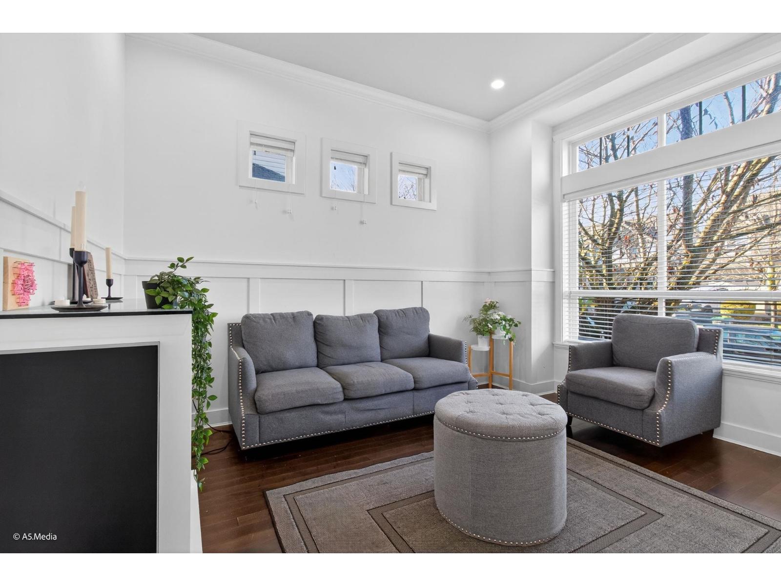 7032 195a Street, Surrey, British Columbia V4N 5Z2 - Photo 8 - R3071057