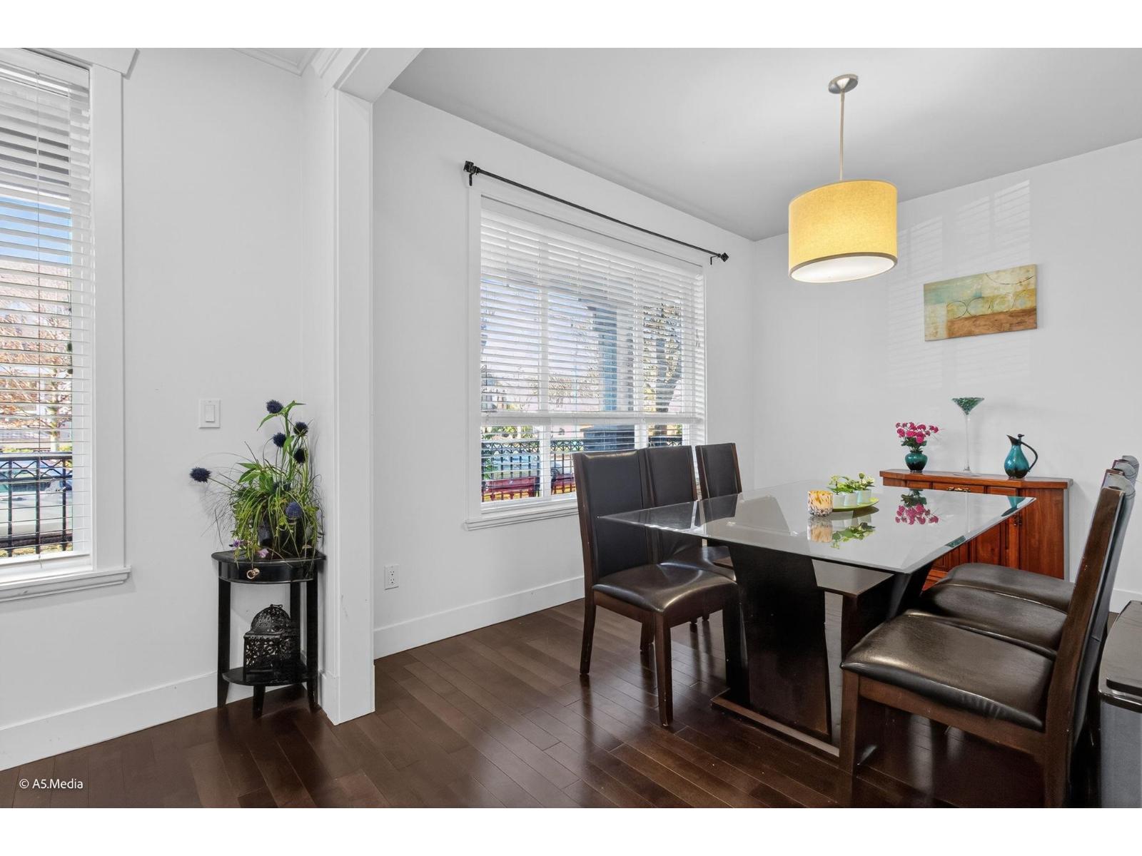 7032 195a Street, Surrey, British Columbia V4N 5Z2 - Photo 9 - R3071057