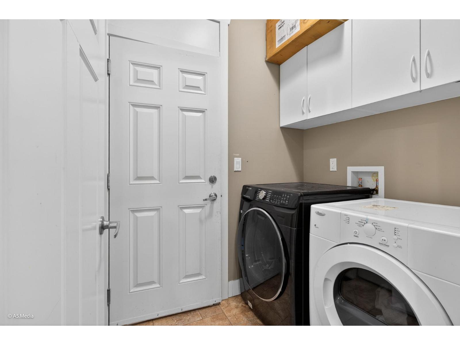 7032 195a Street, Surrey, British Columbia V4N 5Z2 - Photo 30 - R3071057