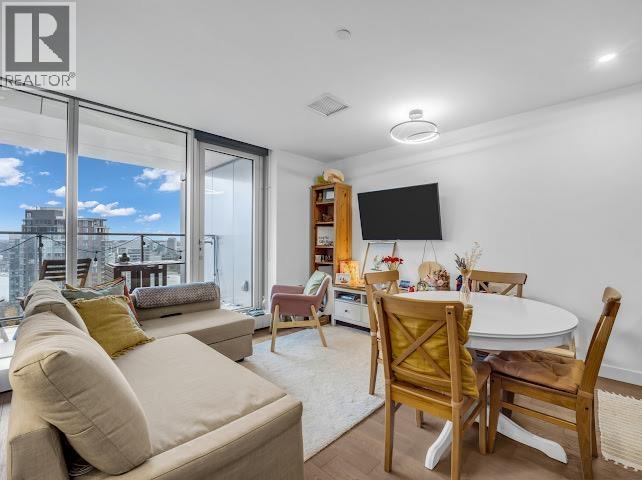 3010 1480 Howe Street, Vancouver, British Columbia  V6Z 0G5 - Photo 1 - R3071244