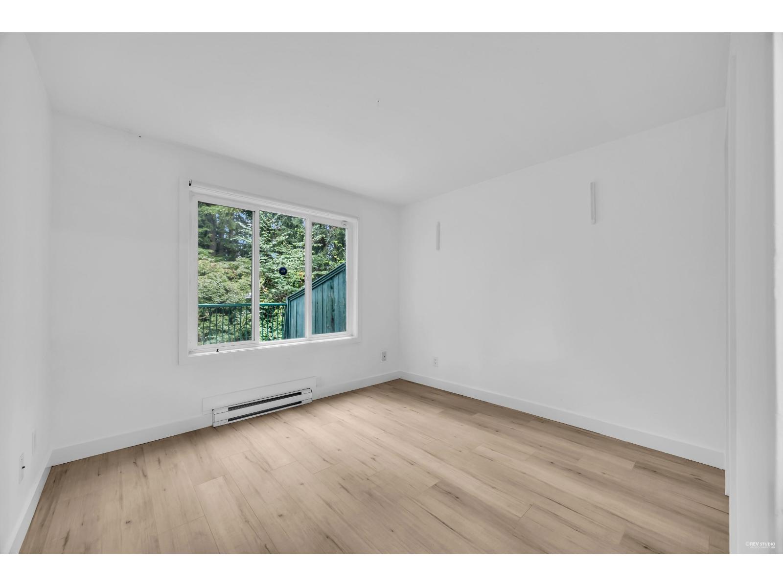 104 33598 George Ferguson Way, Abbotsford, British Columbia  V2S 2L8 - Photo 5 - R3070918