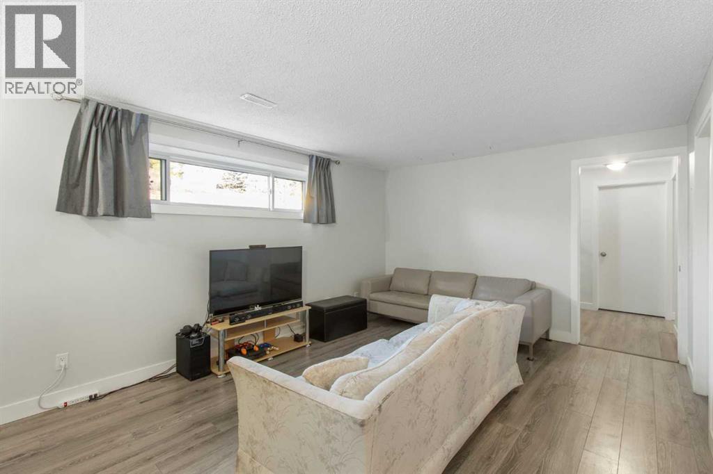 1452 Lake Sylvan Drive Se, Calgary, Alberta  T2J 3C8 - Photo 20 - A2265205