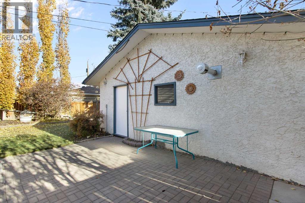 1452 Lake Sylvan Drive Se, Calgary, Alberta  T2J 3C8 - Photo 31 - A2265205