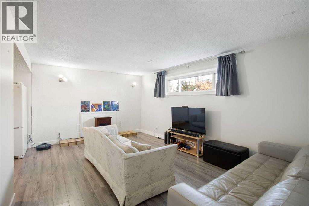 1452 Lake Sylvan Drive Se, Calgary, Alberta  T2J 3C8 - Photo 19 - A2265205