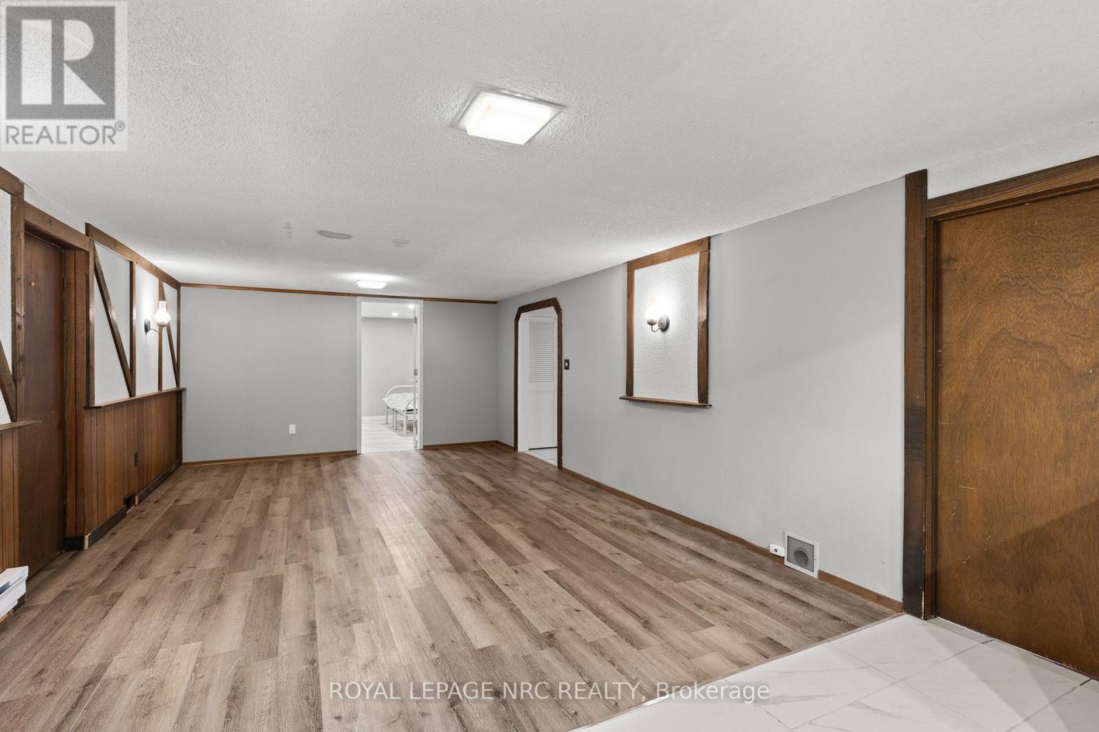 Basement - 16 Vanier Drive, Welland, Ontario  L3B 1A2 - Photo 4 - X12553606