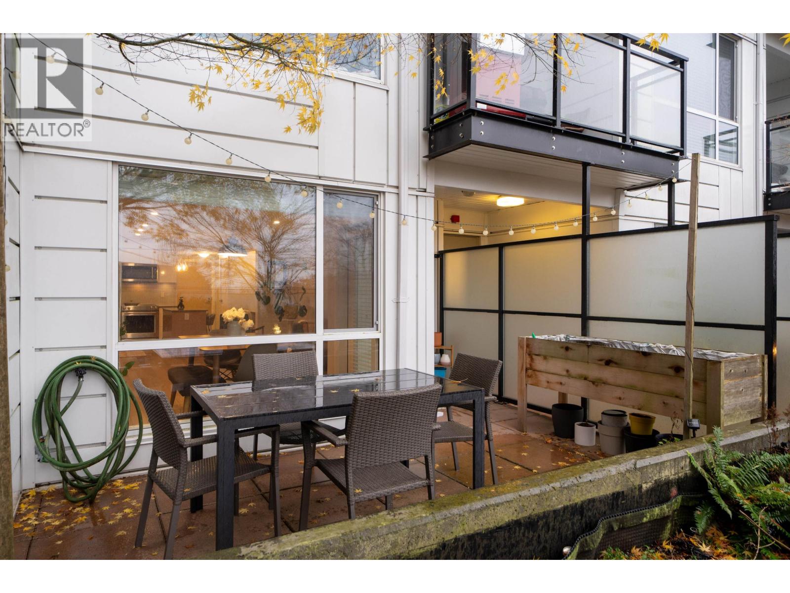 209 233 Kingsway, Vancouver, British Columbia V5T 3J5 - Photo 2 - R3071279