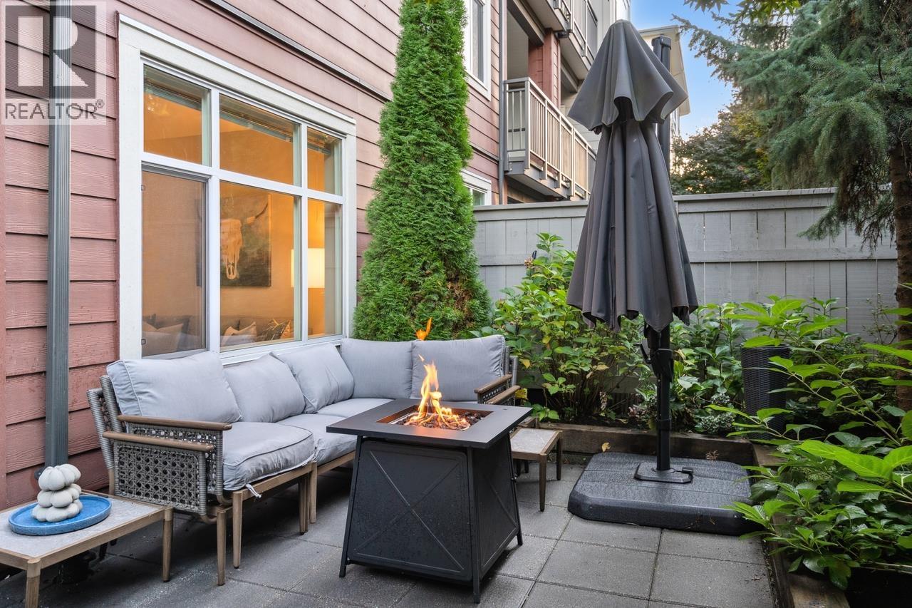 1109 963 Charland Avenue, Coquitlam, British Columbia  V3K 0E2 - Photo 2 - R3071286