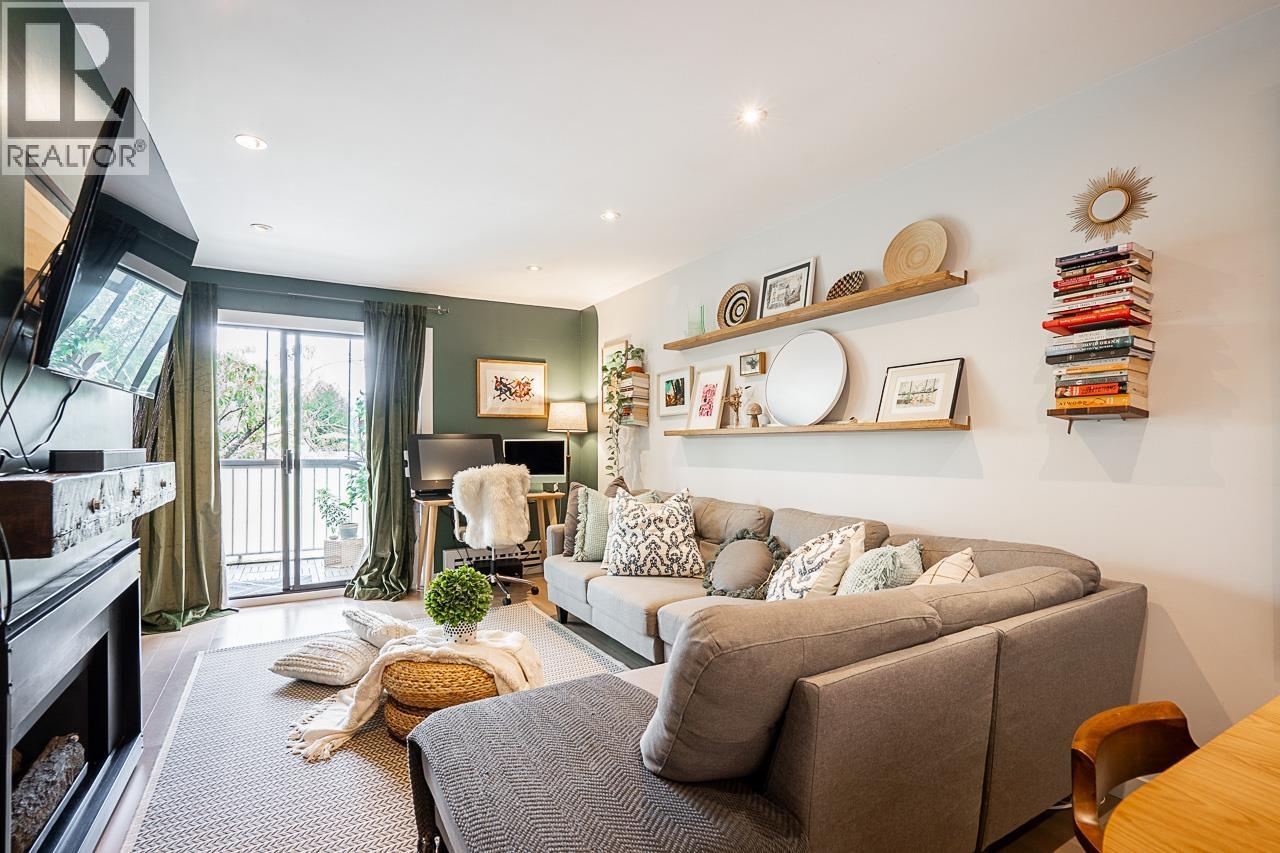 304 1420 E 7th Avenue, Vancouver, British Columbia  V5N 1R8 - Photo 2 - R3071287