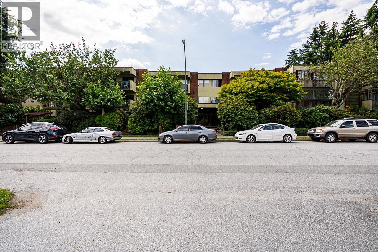 304 1420 E 7th Avenue, Vancouver, British Columbia  V5N 1R8 - Photo 4 - R3071287