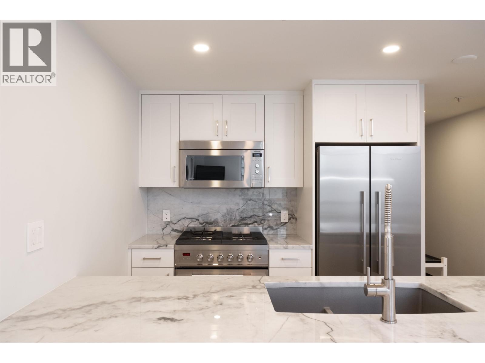 1006 928 Richards Street, Vancouver, British Columbia  V6B 6P6 - Photo 11 - R3071301