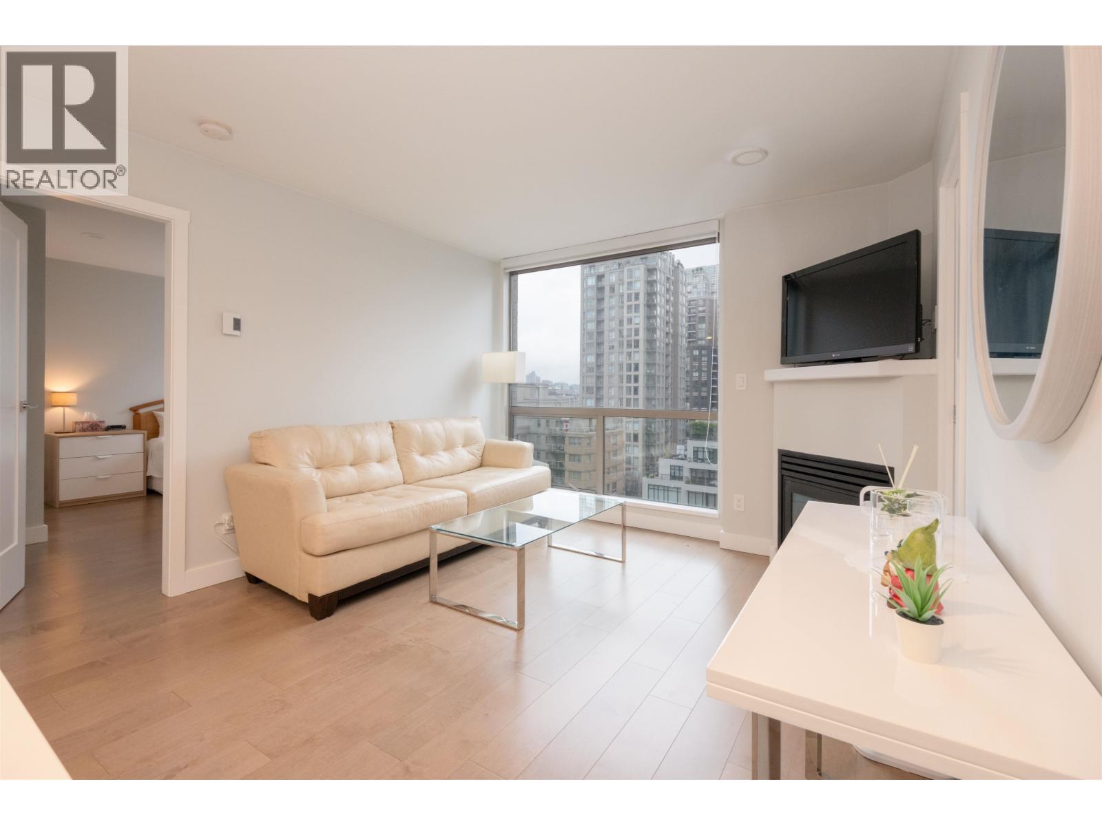 1006 928 Richards Street, Vancouver, British Columbia  V6B 6P6 - Photo 5 - R3071301