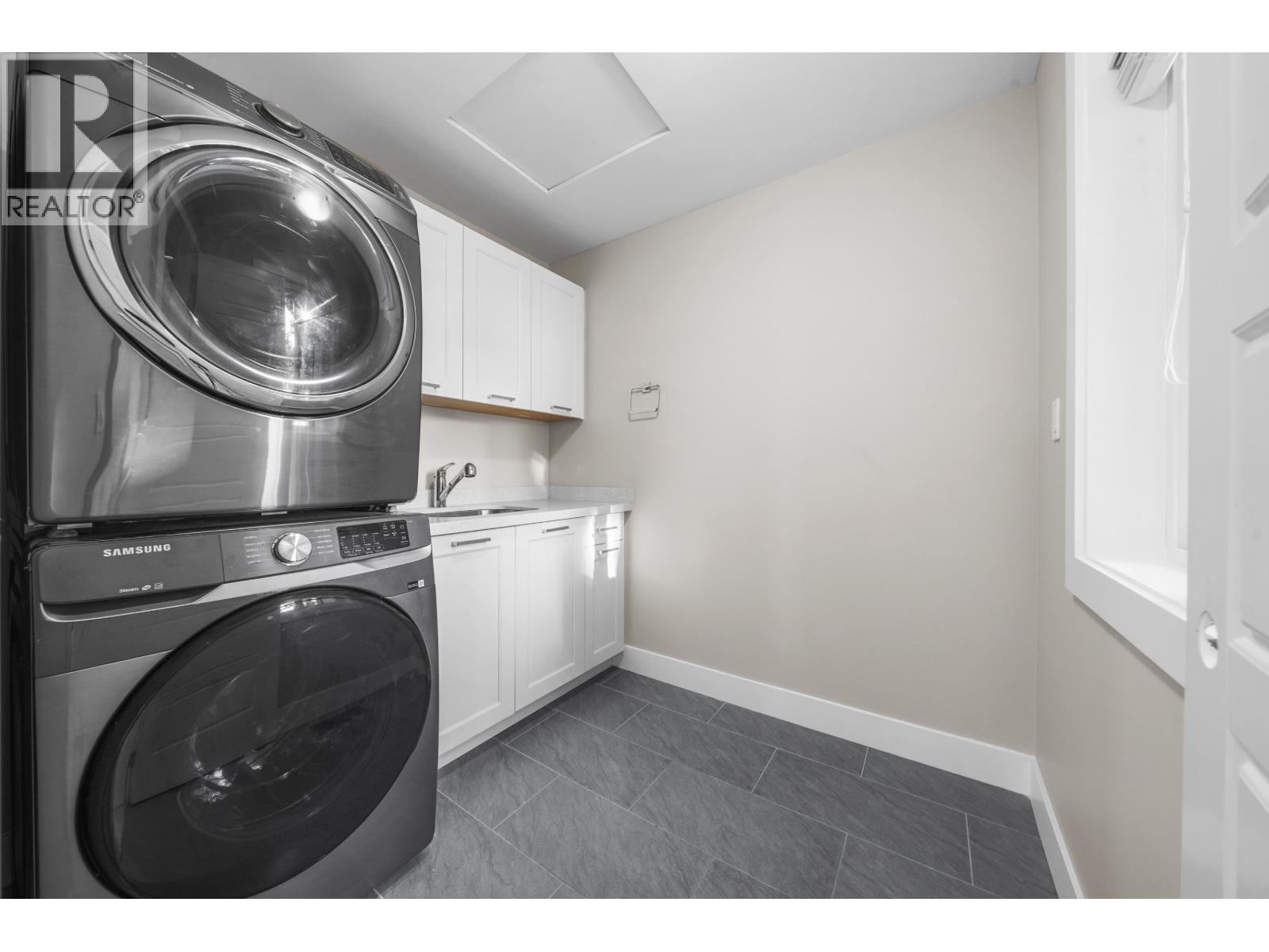 2503 Burian Drive, Coquitlam, British Columbia  V3K 5W8 - Photo 33 - R3071309