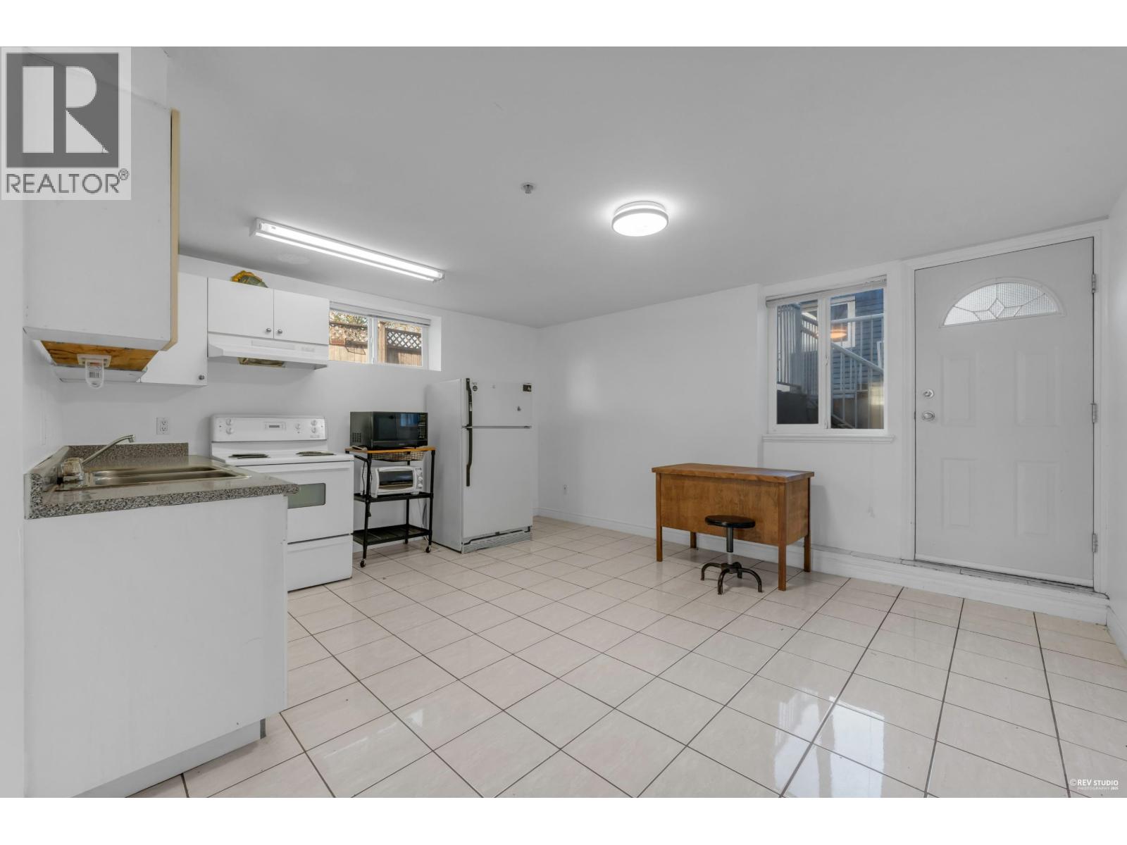 3311 E 44th Avenue, Vancouver, British Columbia  V5R 3B3 - Photo 14 - R3071314