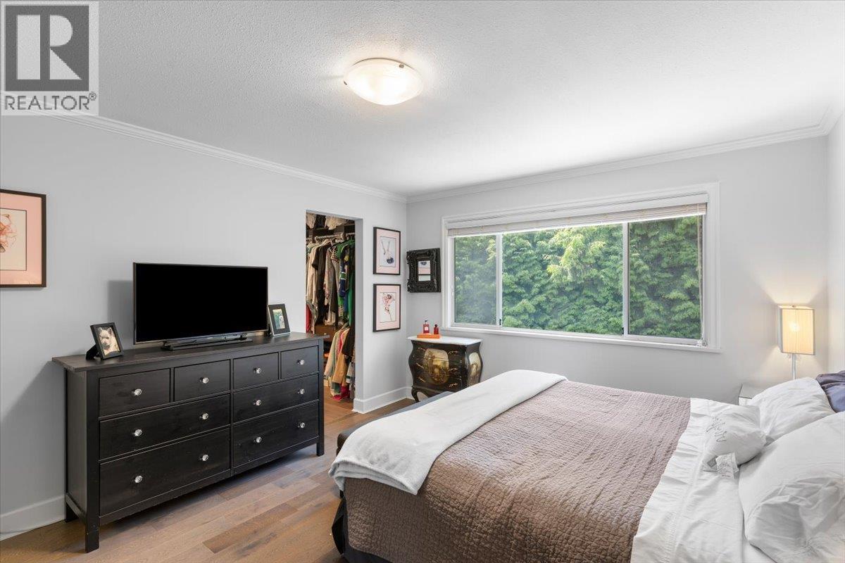 2561 Stoney Creek Place, Burnaby, British Columbia  V3J 7S4 - Photo 13 - R3071322