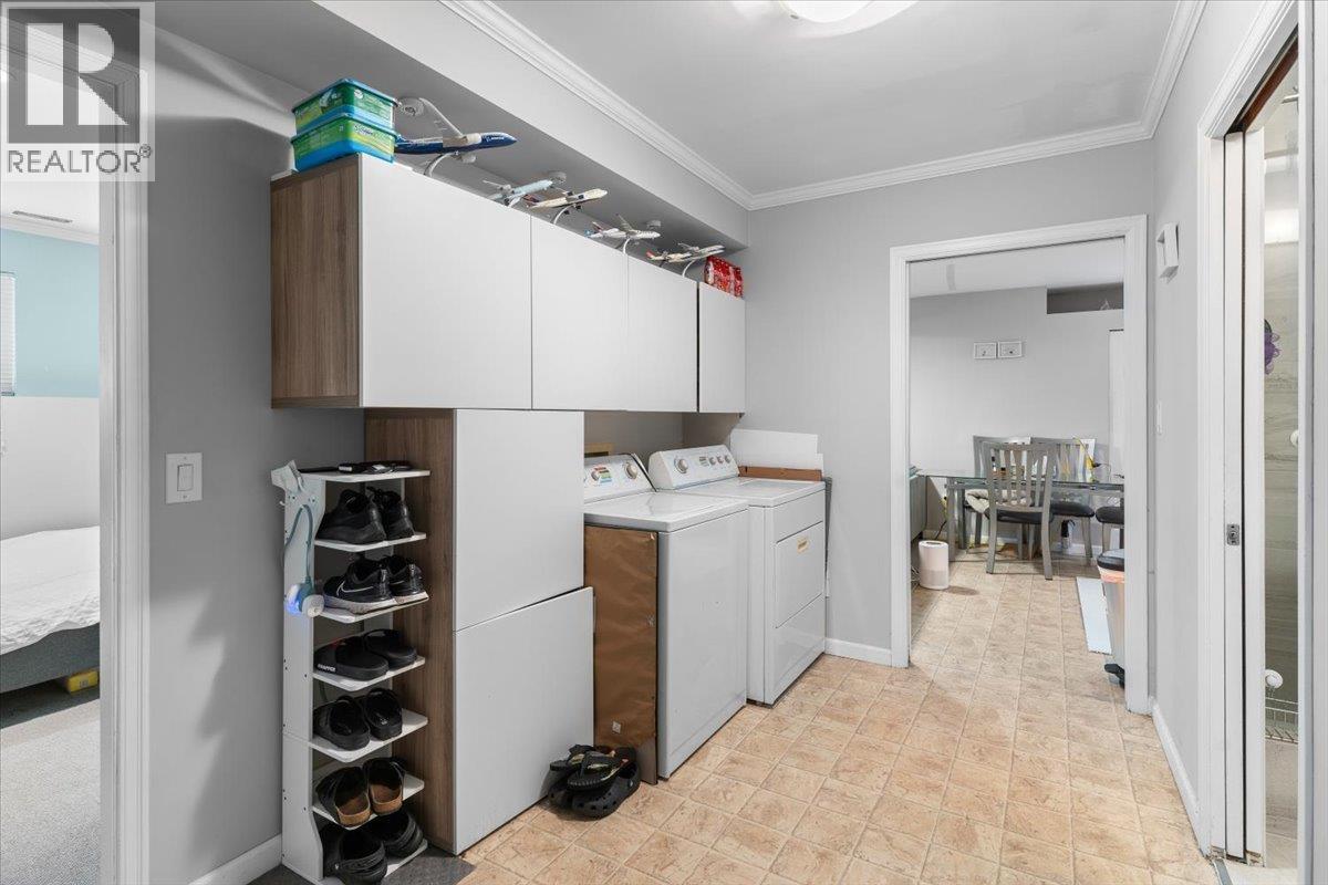 2561 Stoney Creek Place, Burnaby, British Columbia  V3J 7S4 - Photo 26 - R3071322