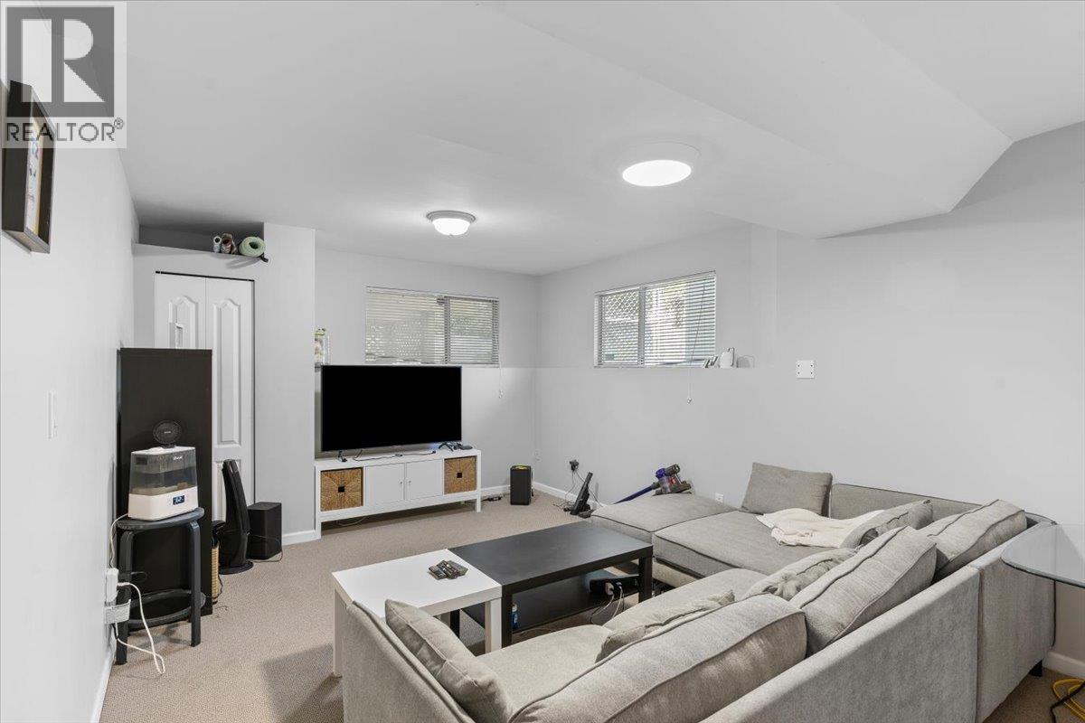 2561 Stoney Creek Place, Burnaby, British Columbia  V3J 7S4 - Photo 27 - R3071322