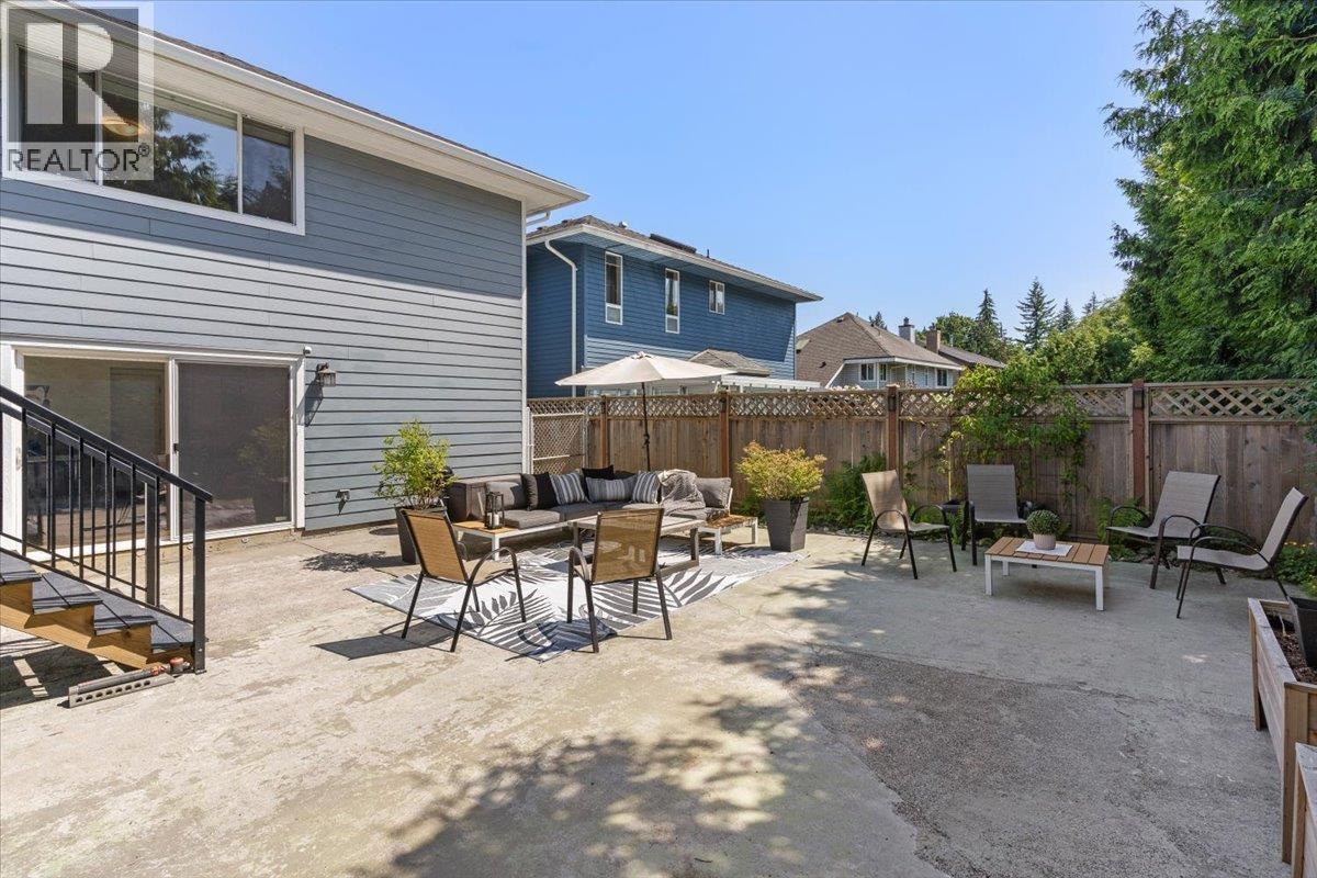 2561 Stoney Creek Place, Burnaby, British Columbia  V3J 7S4 - Photo 32 - R3071322