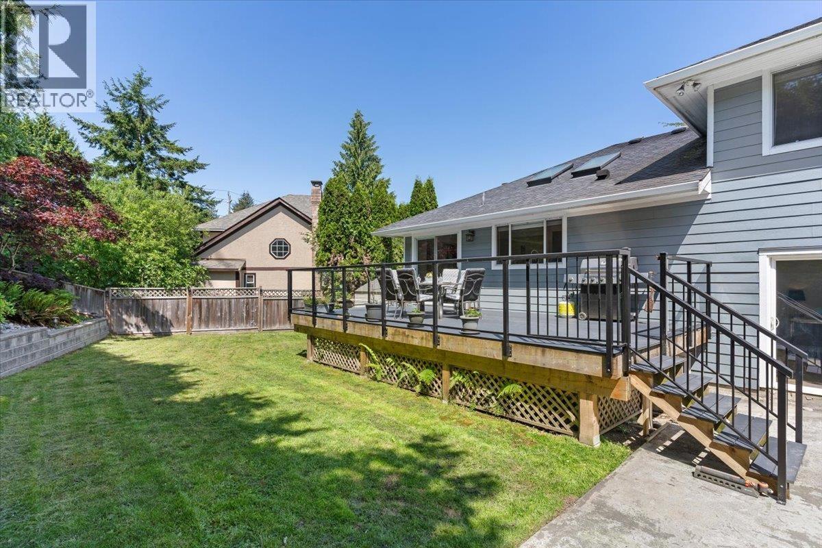 2561 Stoney Creek Place, Burnaby, British Columbia  V3J 7S4 - Photo 35 - R3071322