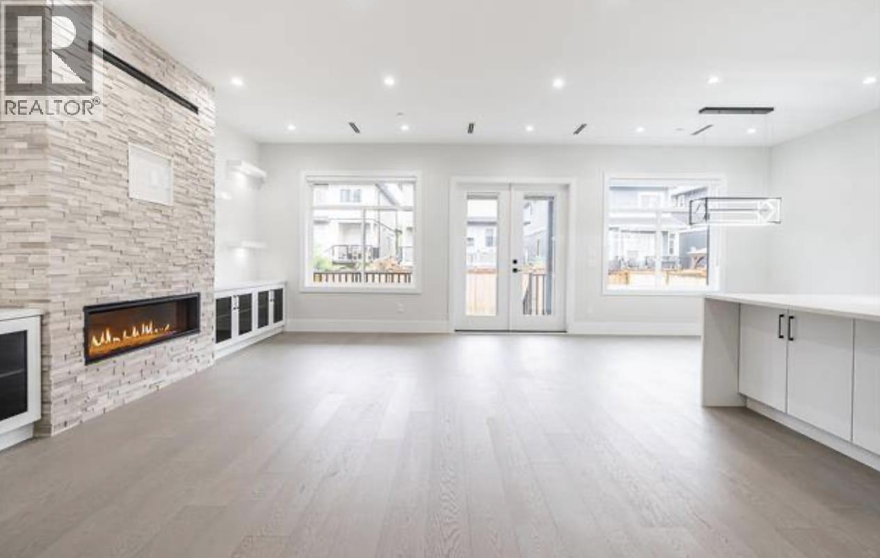 Upper 23087 134 Loop, Maple Ridge, British Columbia  V4R 0E6 - Photo 3 - R3071291