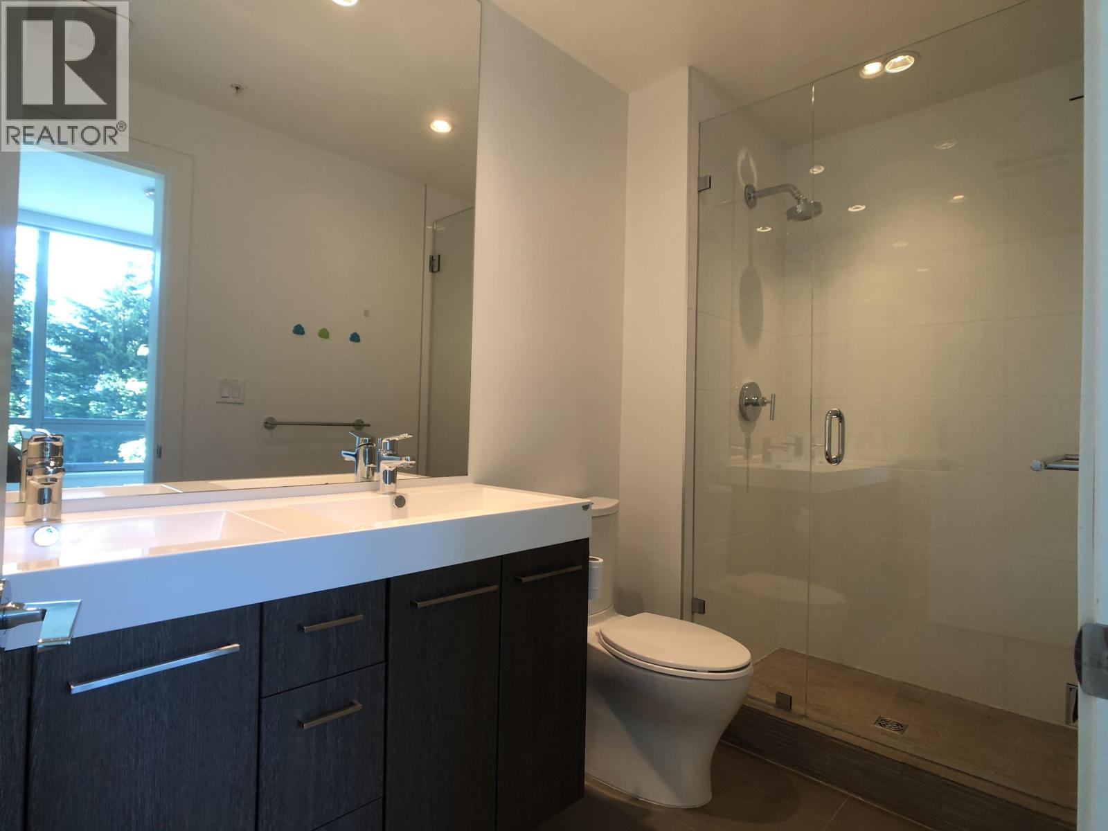 9068 University Crescent, Burnaby, British Columbia  V5A 0E1 - Photo 14 - R3071304