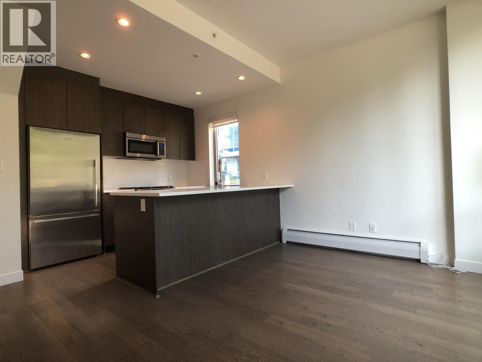 9068 University Crescent, Burnaby, British Columbia  V5A 0E1 - Photo 5 - R3071304