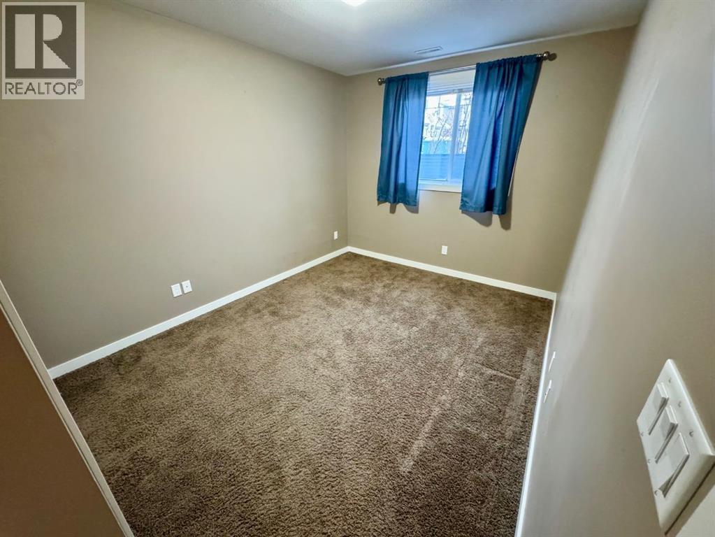 2, 189 Silkstone Road W, Lethbridge, Alberta  T1J 4J9 - Photo 11 - A2273425