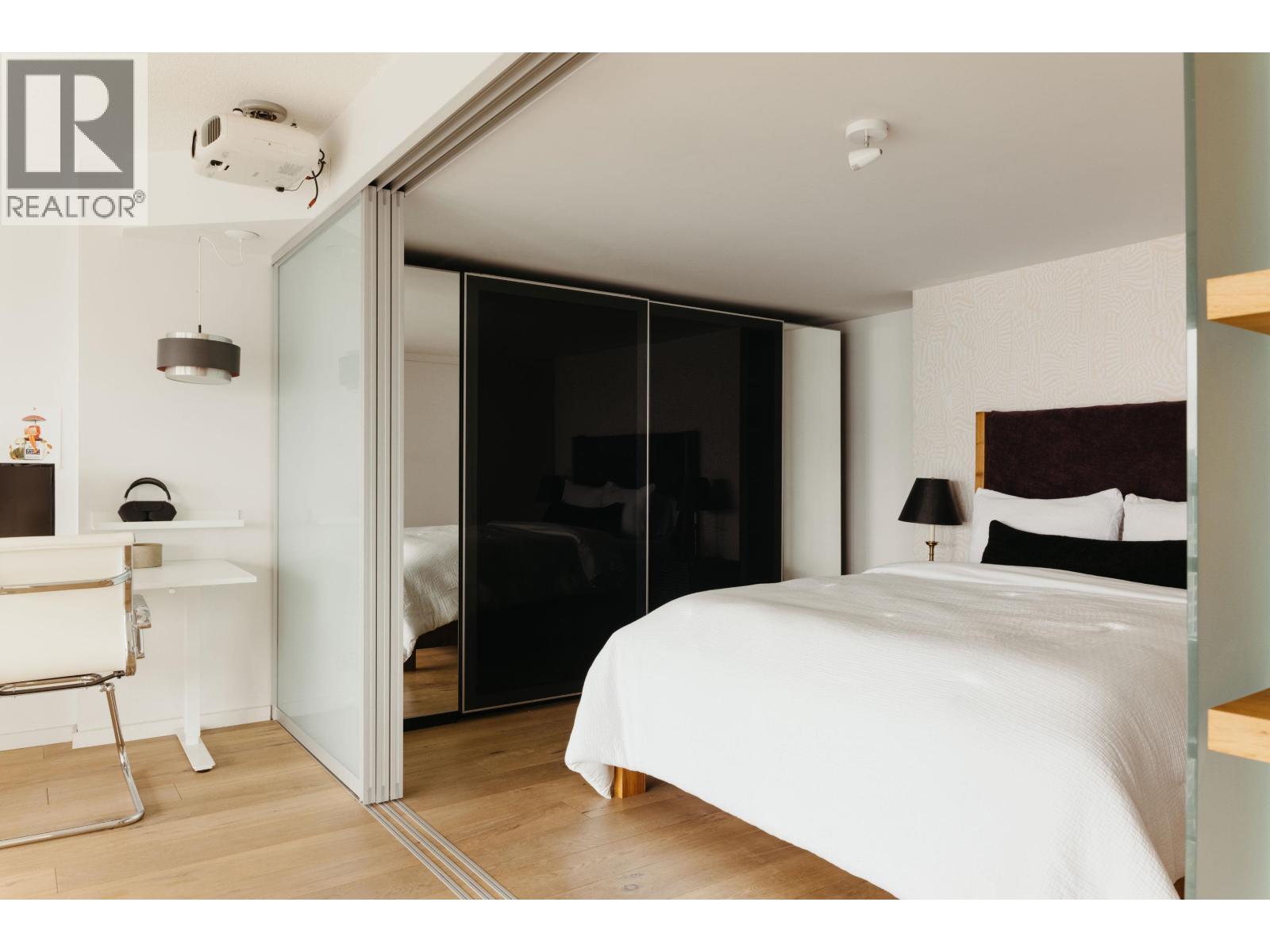 2008 1238 Richards Street, Vancouver, British Columbia  V6B 6M6 - Photo 10 - R3071302