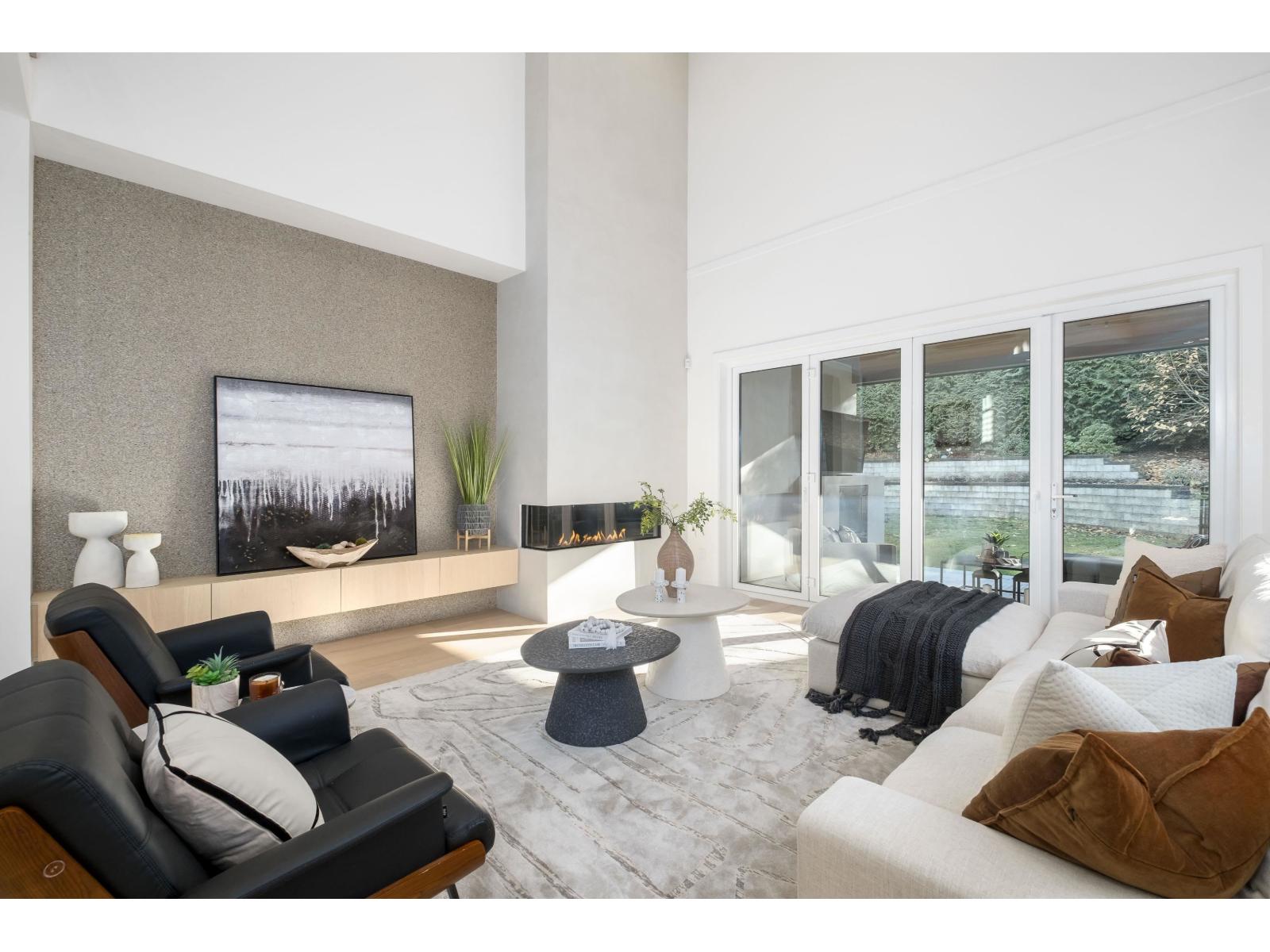 16690 Mcnair Drive, Surrey, British Columbia V3Z 0P9 - Photo 4 - R3071282