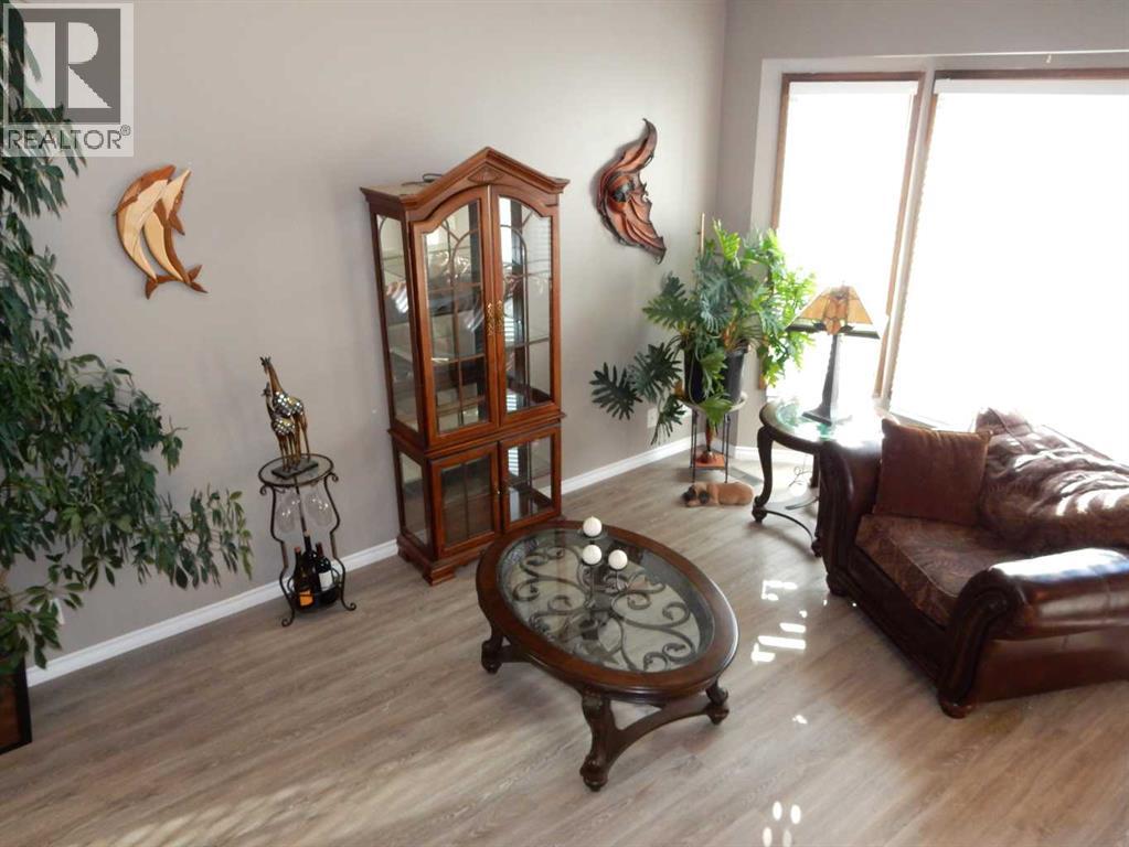 16 Bedwood Rise Ne, Calgary, Alberta  T3K 2H2 - Photo 9 - A2261068