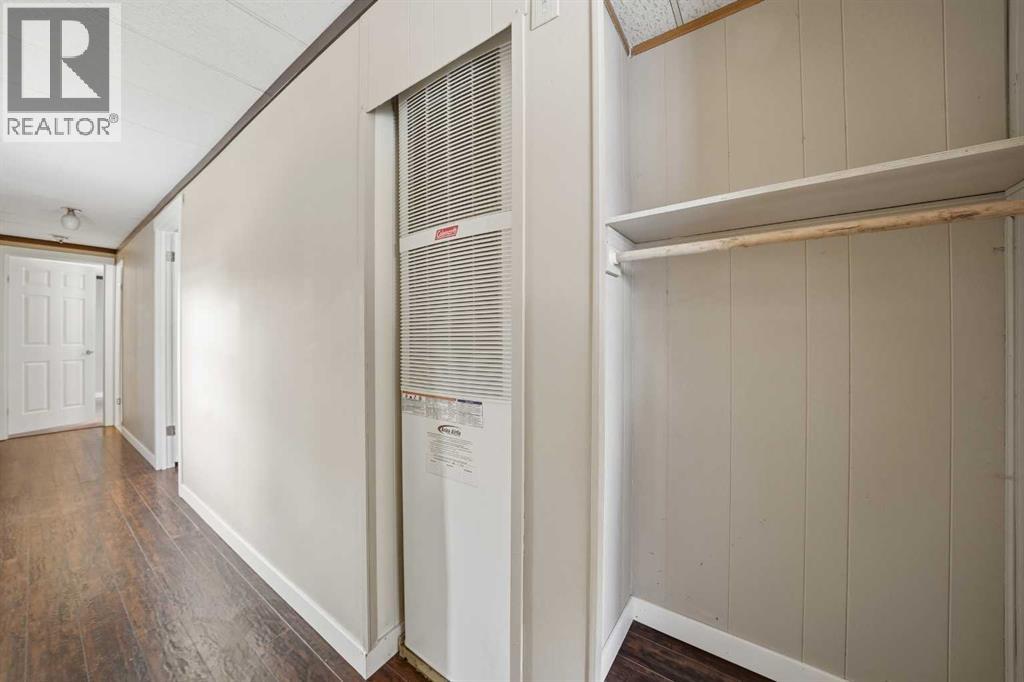 18 Parkland Acres, Lacombe, Alberta  T4L 1T2 - Photo 14 - A2272900