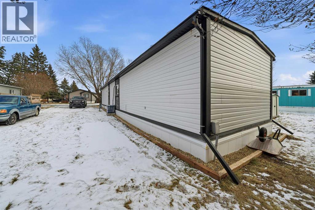 18 Parkland Acres, Lacombe, Alberta  T4L 1T2 - Photo 22 - A2272900