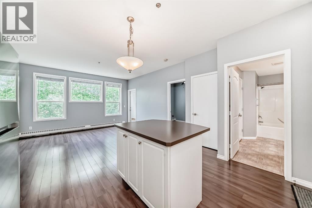 209, 1000 Applevillage Court Se, Calgary, Alberta  T2A 7Z4 - Photo 10 - A2273482