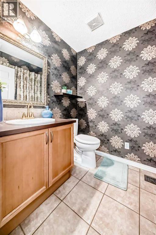 127 Covepark Green Ne, Calgary, Alberta  T3K 6L2 - Photo 17 - A2273476