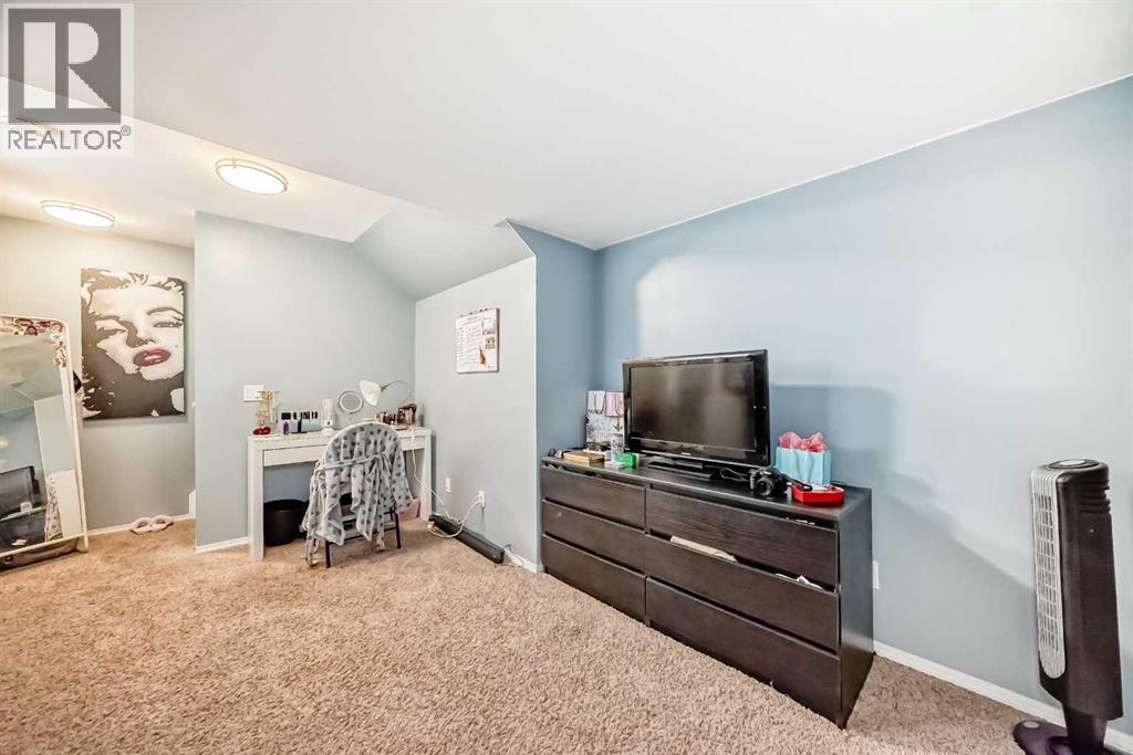 127 Covepark Green Ne, Calgary, Alberta  T3K 6L2 - Photo 37 - A2273476