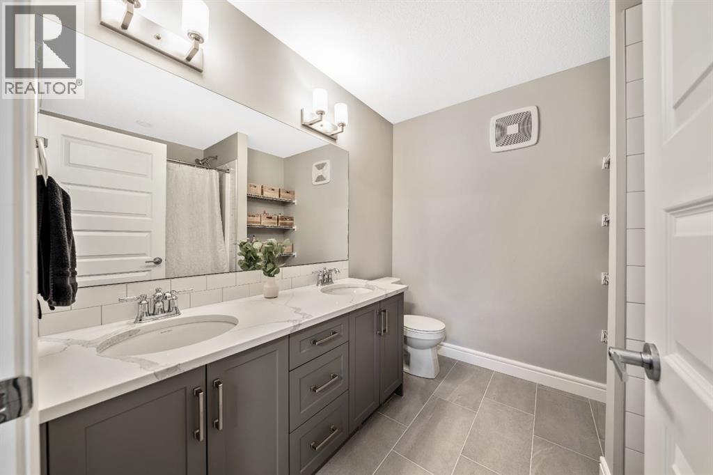 135 Belgian Crescent, Cochrane, Alberta  T4C 2C4 - Photo 20 - A2272475