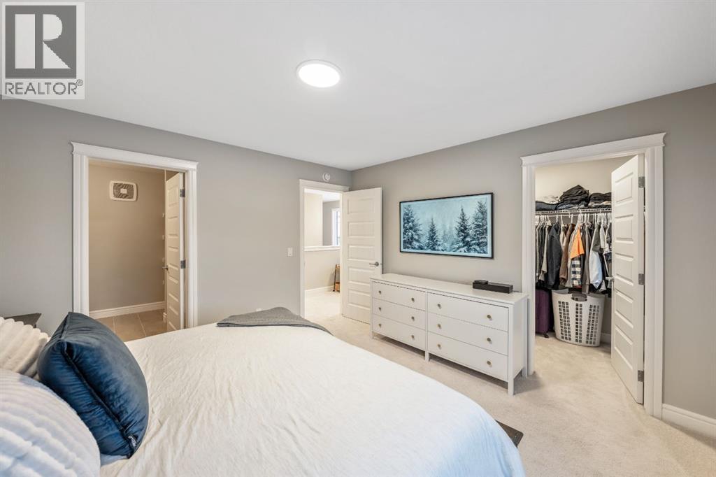 135 Belgian Crescent, Cochrane, Alberta  T4C 2C4 - Photo 19 - A2272475