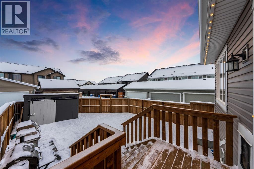 135 Belgian Crescent, Cochrane, Alberta  T4C 2C4 - Photo 33 - A2272475