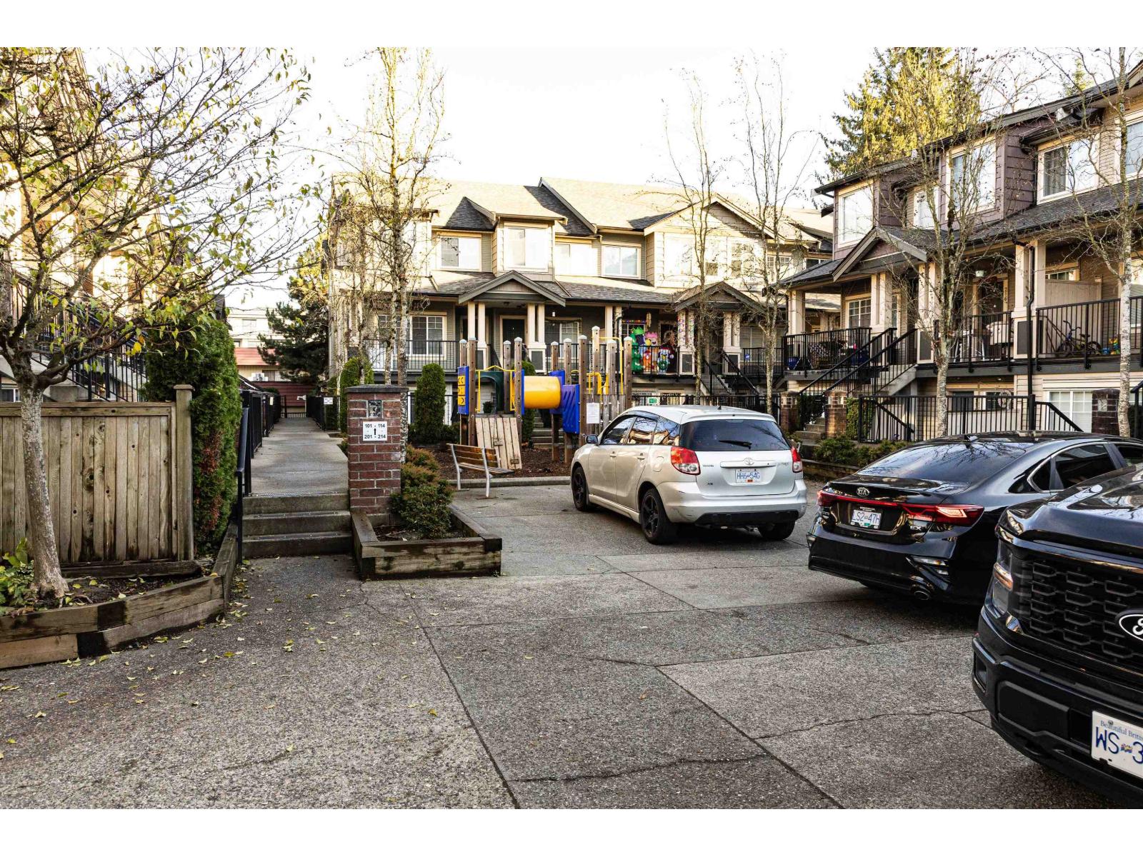 112 13958 108 Avenue, Surrey, British Columbia  V3T 0B4 - Photo 3 - R3071103