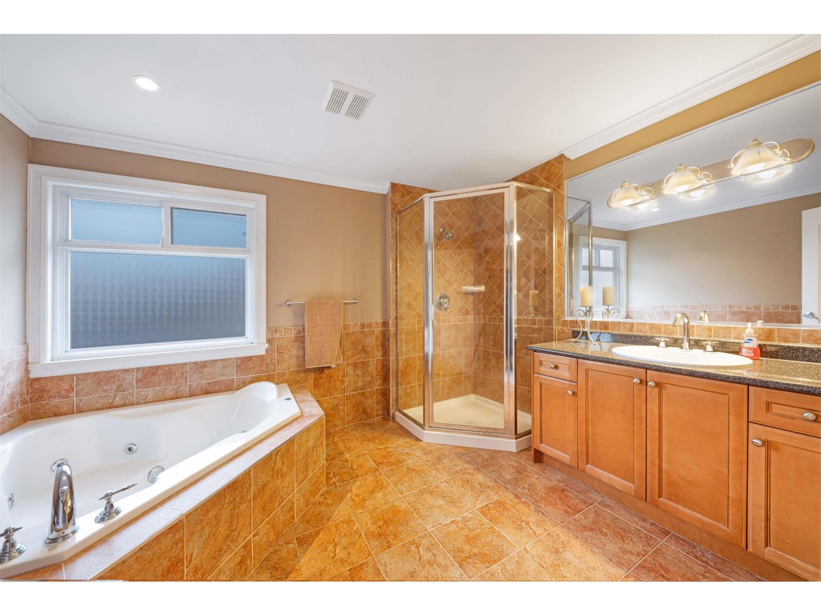 17015 86a Avenue, Surrey, British Columbia  V3X 3J1 - Photo 33 - R3071318