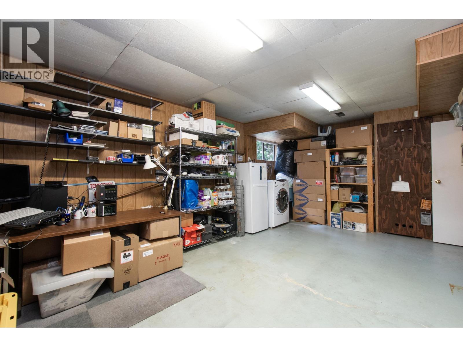 3875 Regent Avenue, North Vancouver, British Columbia  V7N 2C3 - Photo 22 - R3042580