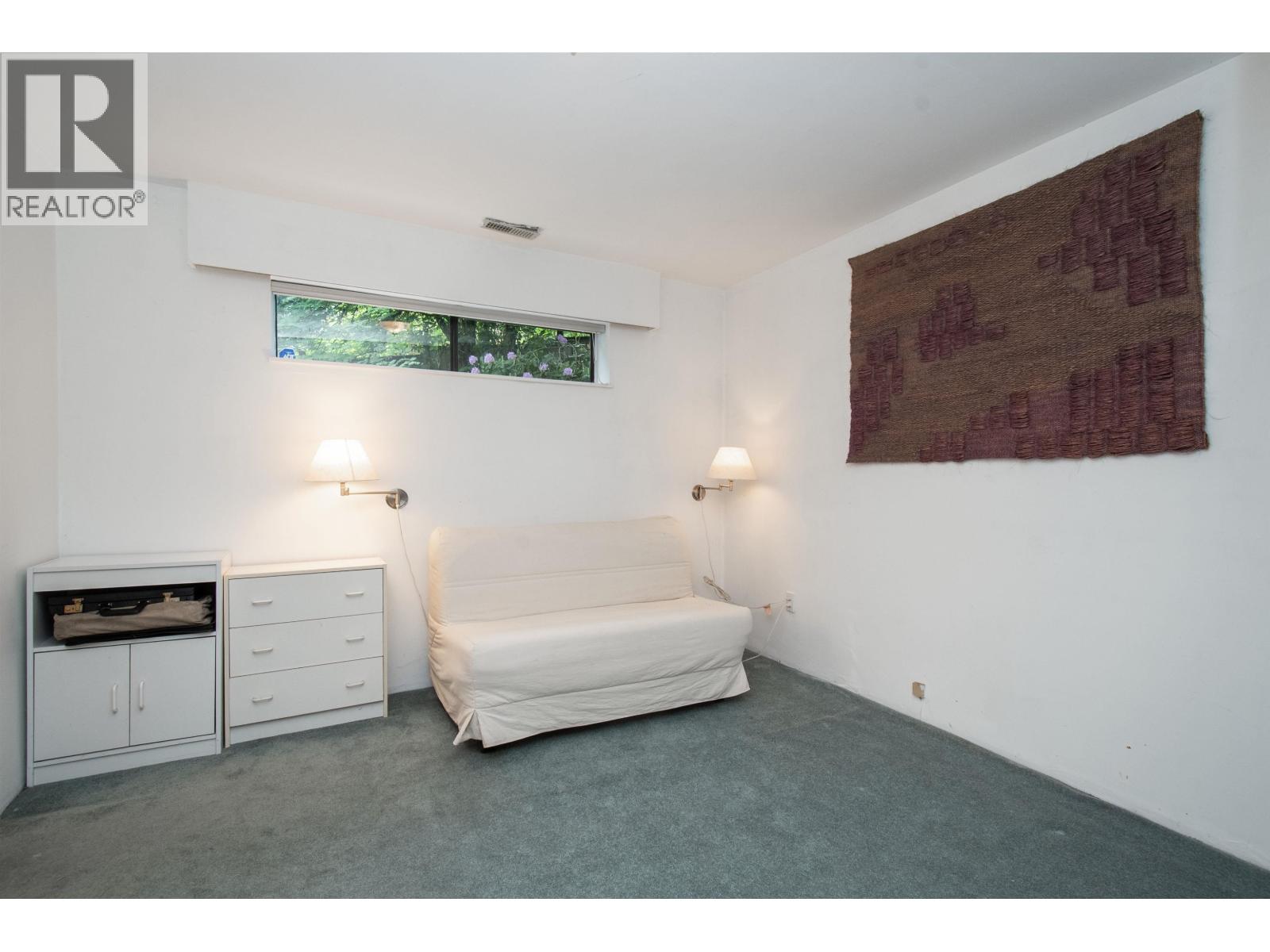 3875 Regent Avenue, North Vancouver, British Columbia  V7N 2C3 - Photo 19 - R3042580