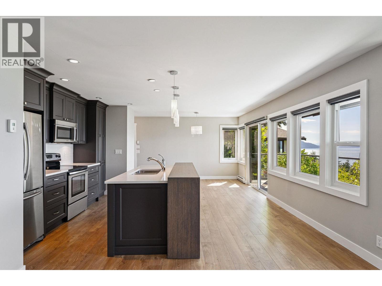 50 Panorama Road, Lions Bay, British Columbia  V0N 2E0 - Photo 22 - R3027958