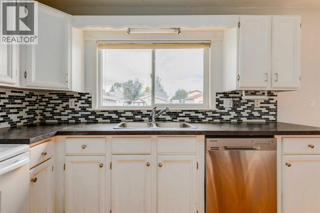 228 Marquis Place, Airdrie, Alberta  T4A 1Y4 - Photo 7 - A2262649