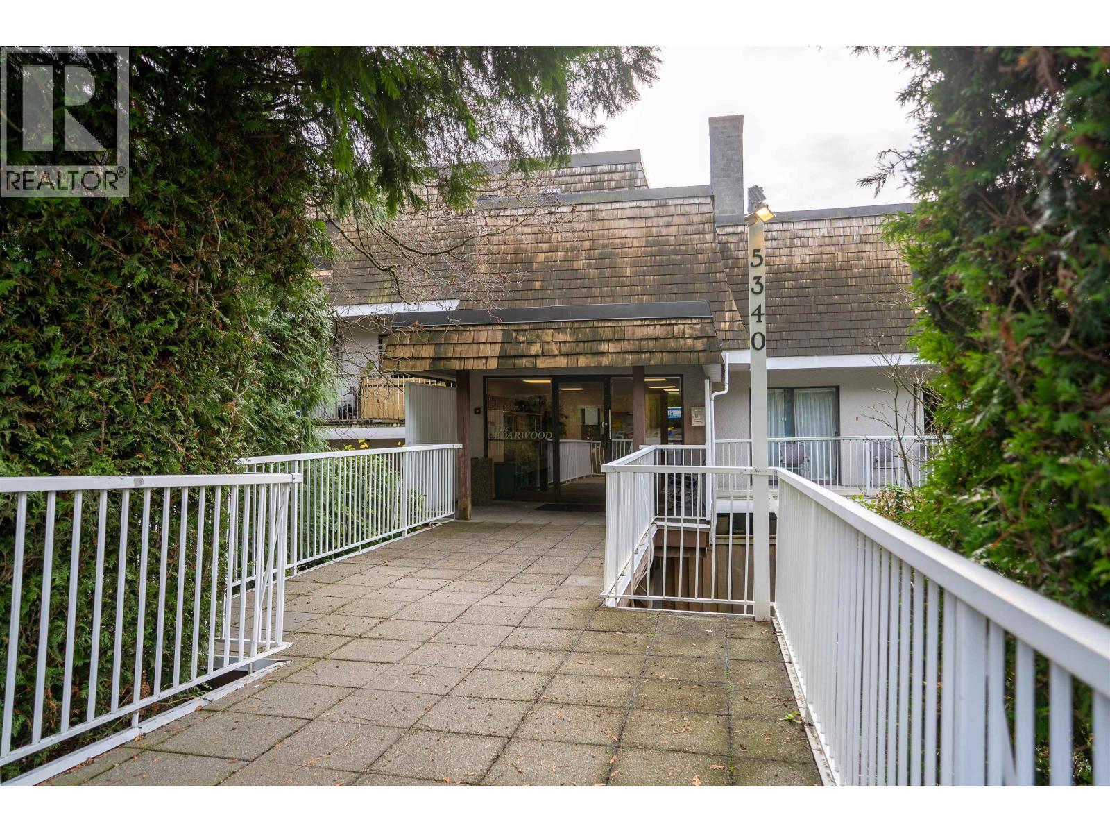 104 5340 Hastings Street, Burnaby, British Columbia  V5B 1R1 - Photo 14 - R3071149